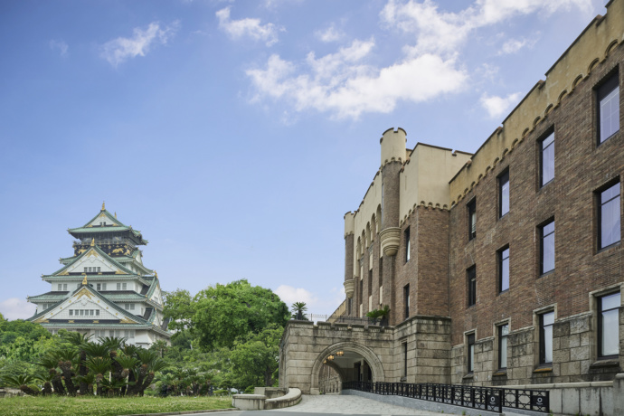 大阪城公園にある結婚式場THE LANDMARK SQUARE OSAKAの外観