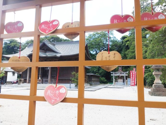 松江神社のハート型の絵馬