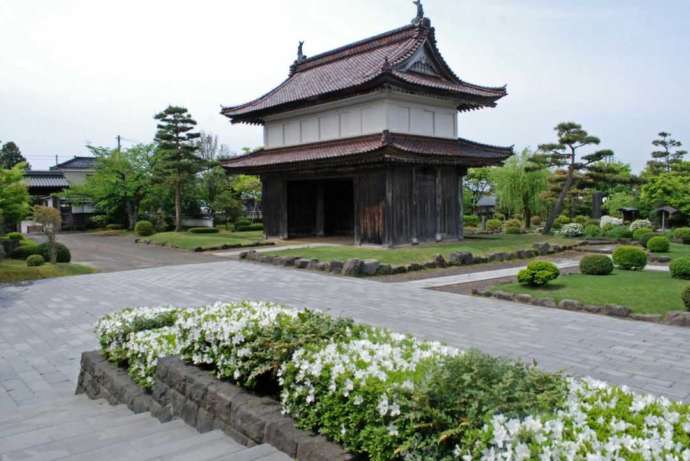 松山文化伝承館の大手門