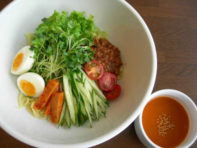 潮風公園みなとオアシスゆうの「冷やし坦々麺」