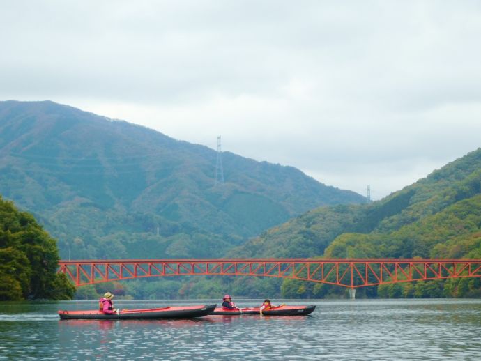 群馬県みどり市で楽しめる草木湖のカヌー