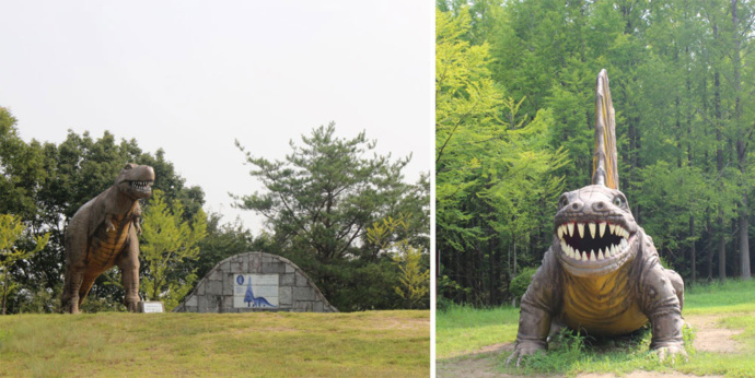 香川県三木町の太古の森にある恐竜のモニュメント