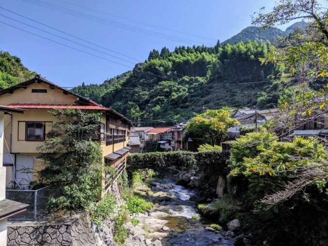 水俣市にある湯の鶴温泉