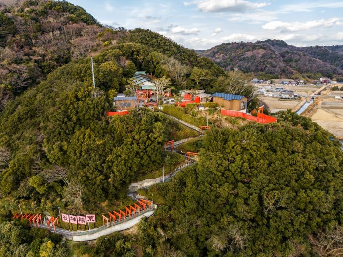 空から見た荒熊神社