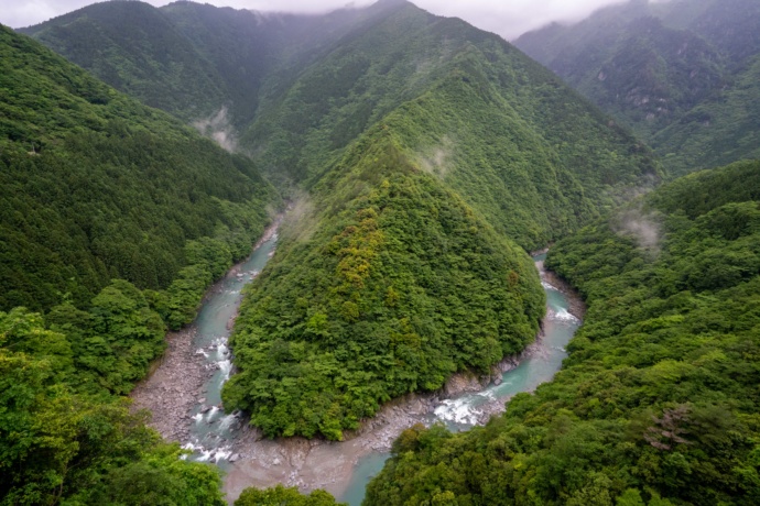 徳島県三好市で日本三大秘境「祖谷」を中心に雄大な自然を訪ねるフォト映えデート - 縁結び大学