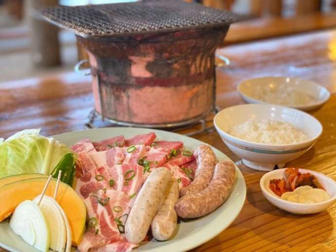 豚バラ・肩ロースの含まれるモンヴェール農山のバーベキューAセット