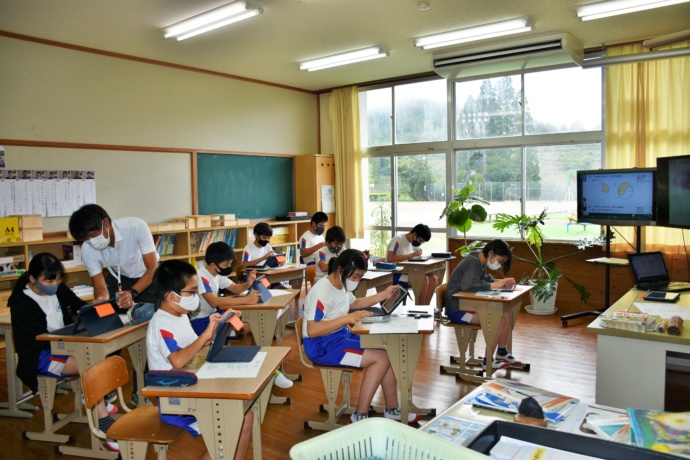 諸塚村の授業風景