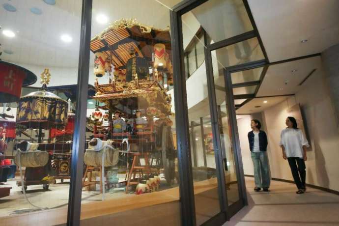 村上市のおしゃぎり会館にあるおしゃぎり