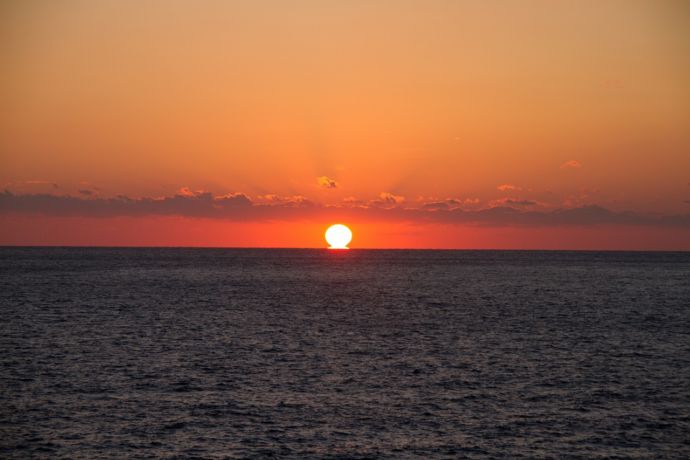 だるま夕日