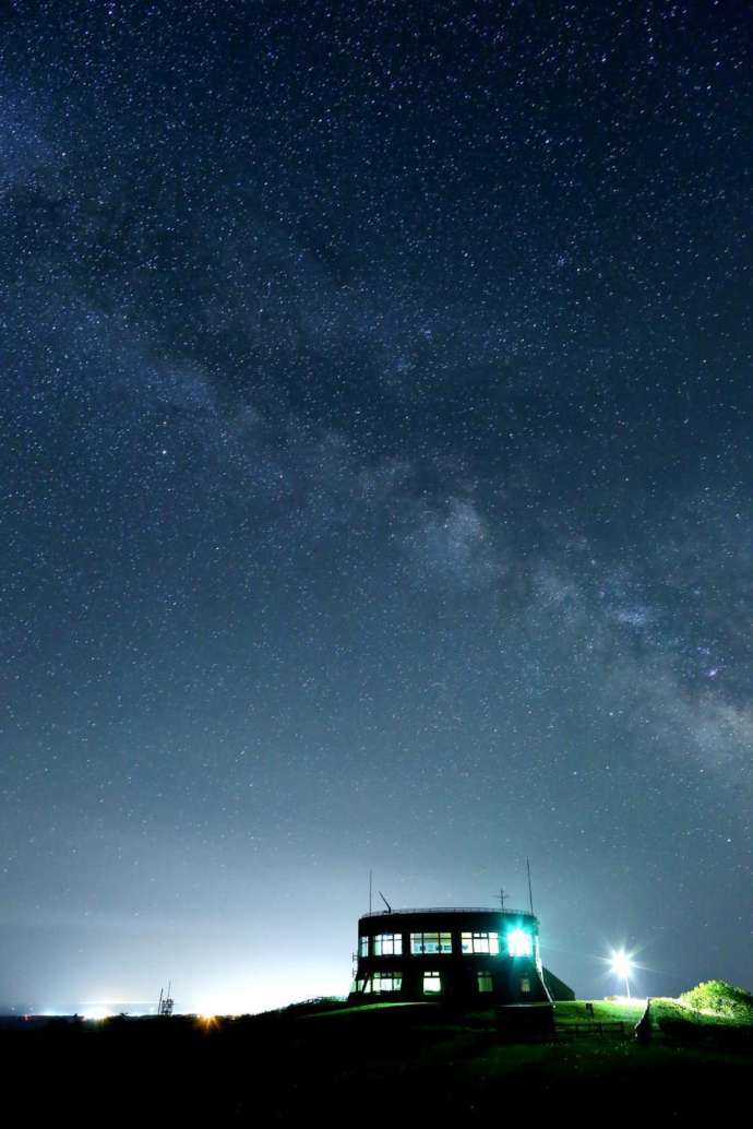 中標津町開陽台展望館の夜の星空