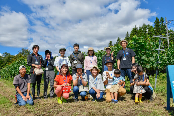 移住者交流会の集合写真