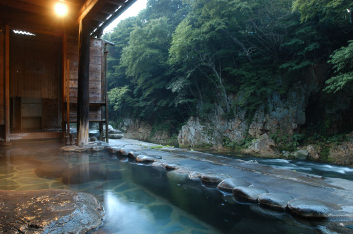 那須塩原の渓谷と温泉