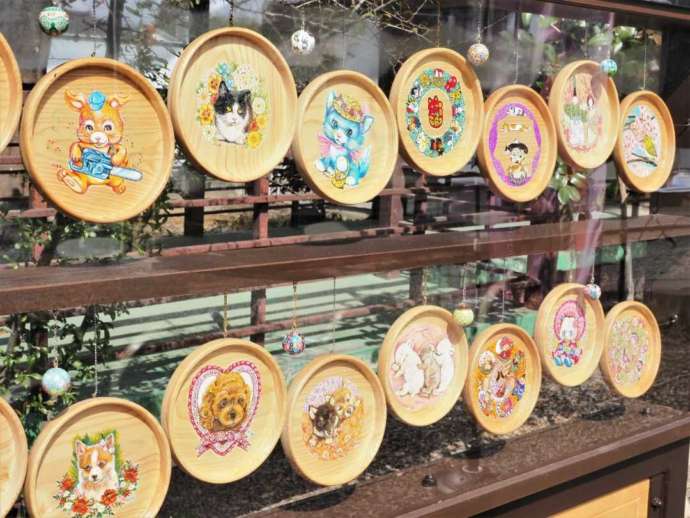 報徳二宮神社に飾られたアート作品