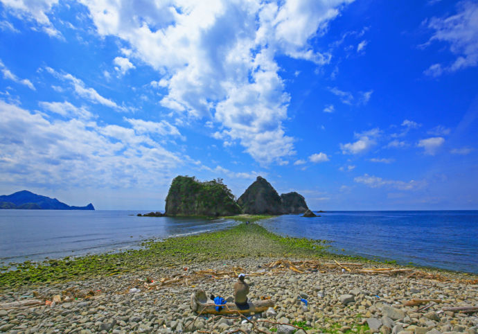 静岡県西伊豆町の堂ヶ島のトンボロ