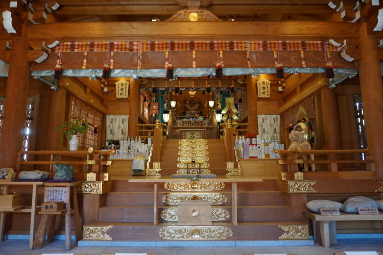 丹生川上神社上社では雨天でも神前結婚式はできますか