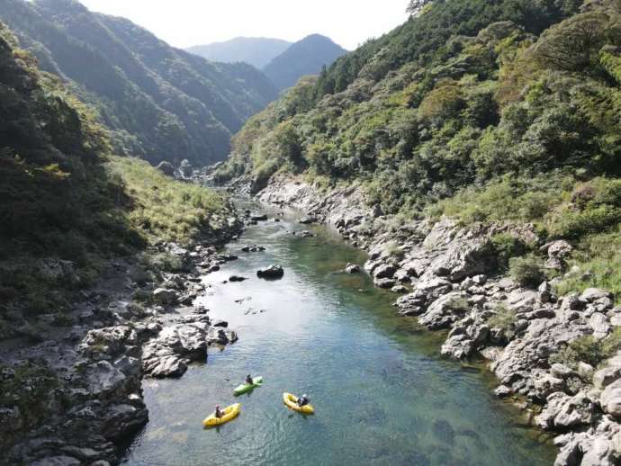 Niyodo Adventureでパッククラフトをしている風景