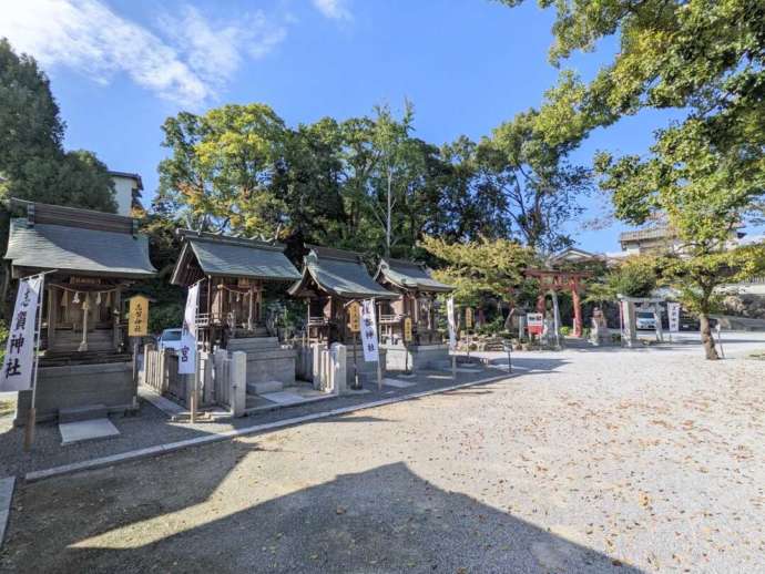 曩祖八幡宮の末社