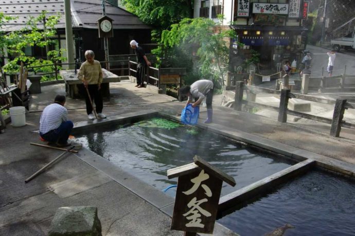 野沢温泉村の麻釜