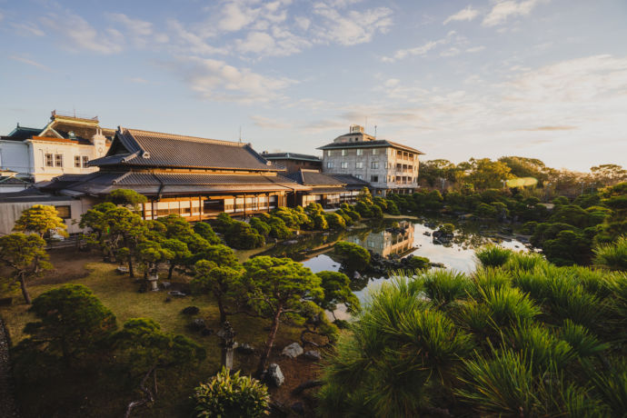 「柳川藩主立花邸 御花」の全景