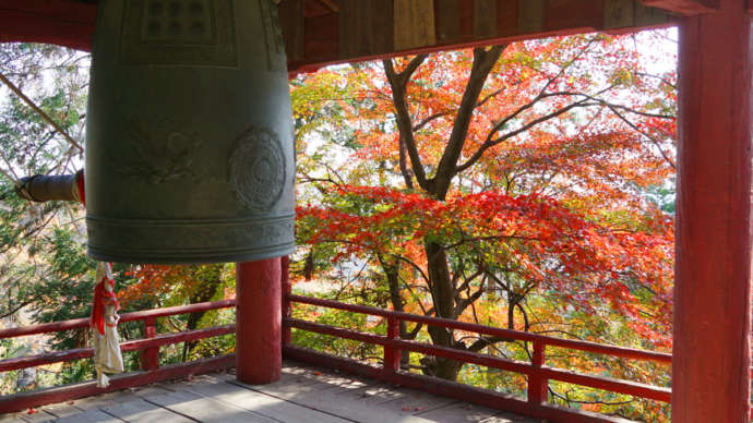 大岩山毘沙門天の紅葉