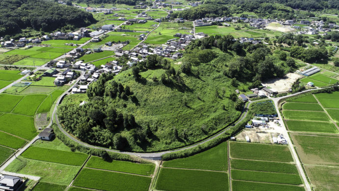 岡山市にある造山古墳