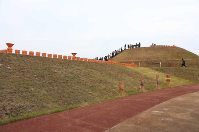 造山古墳群を構成する陪塚の一つである千足古墳