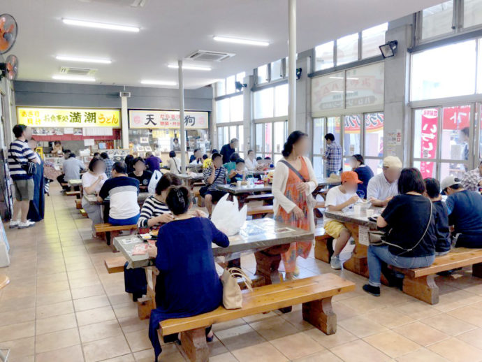 福岡県豊前市にある「道の駅豊前おこしかけ」の屋台村