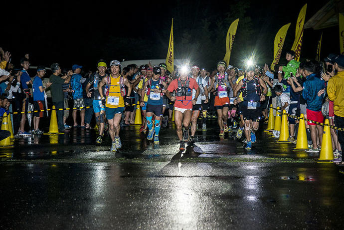 長野県王滝村で開催された「トレイルランニングレース」の写真