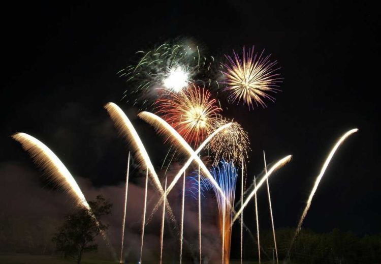 北海道虻田郡留寿都にあるルスツリゾートで開催されている花火大会