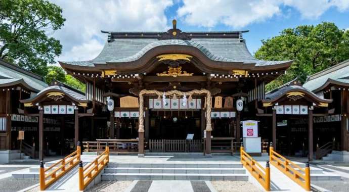 松原神社の正面外観