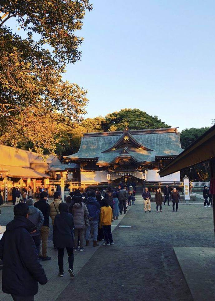 良縁祈願や結婚式の場として人気が高い酒列磯前神社について