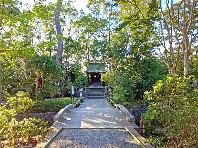 宮山神社の全景