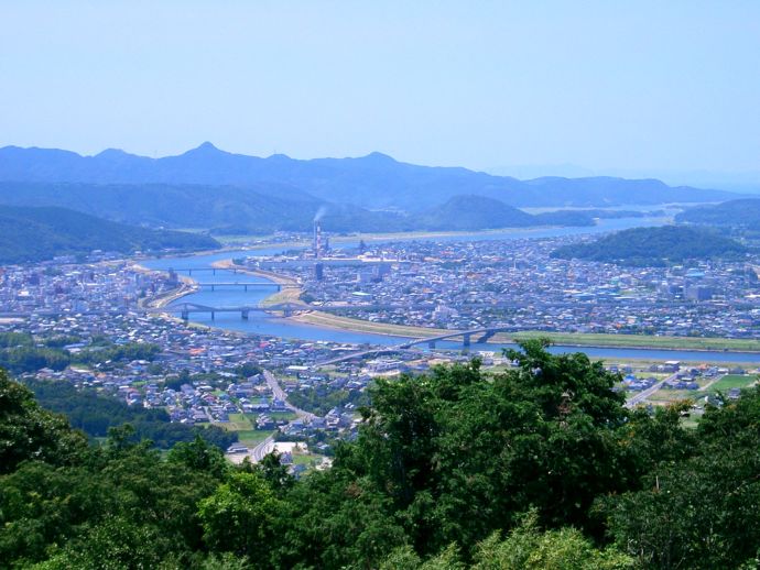 薩摩川内市の市街地の風景