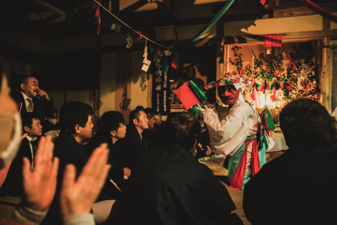 宮崎県椎葉村に伝承される郷土芸能「椎葉神楽」の写真