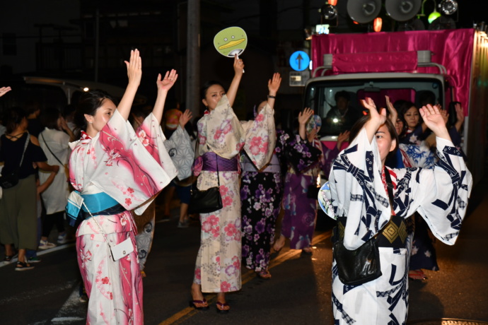 志木市の「民謡流し」