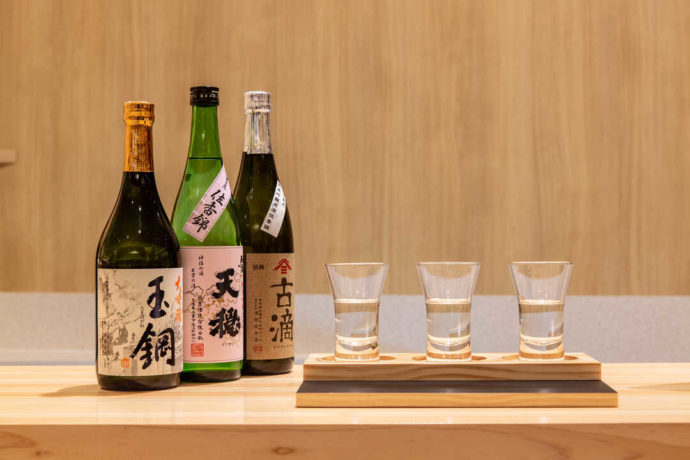 東京都千代田区にあるアンテナショップ・日比谷しまね館でいただける日本酒