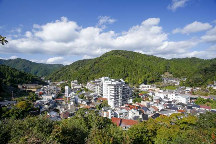 新温泉町の全景