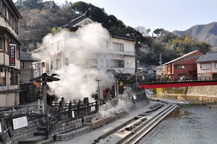 湯村温泉の荒湯