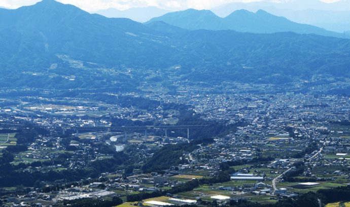 沼田市の河岸段丘の風景