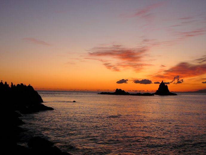 北海道知内町小谷石地区の海岸の夕景