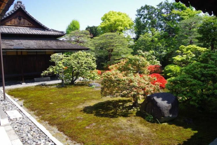 聖護院の東の庭・書院