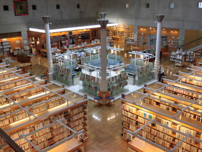 下妻市の図書館