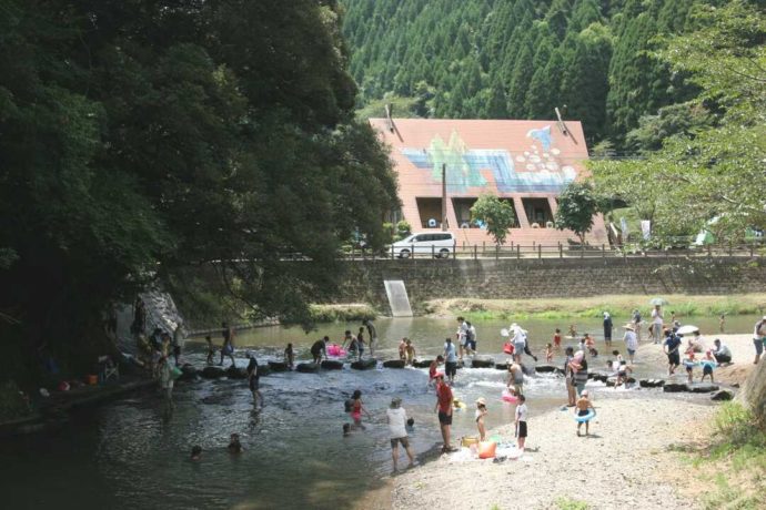 大川原峡キャンプ場河川プール