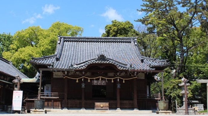 諏訪神社の境内の様子