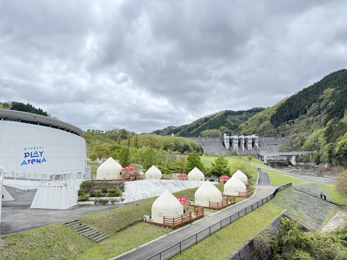 スプリングスひよしのキャンプ場「DOD CAMP PARK KYOTO」の全景