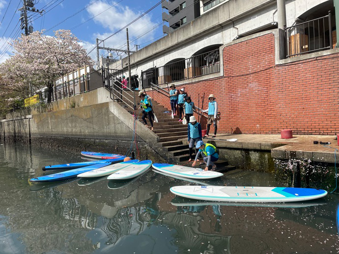 水辺荘近くの桜桟橋の様子