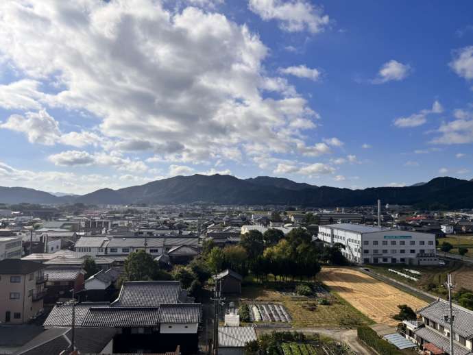 家々が並ぶ多可町の風景