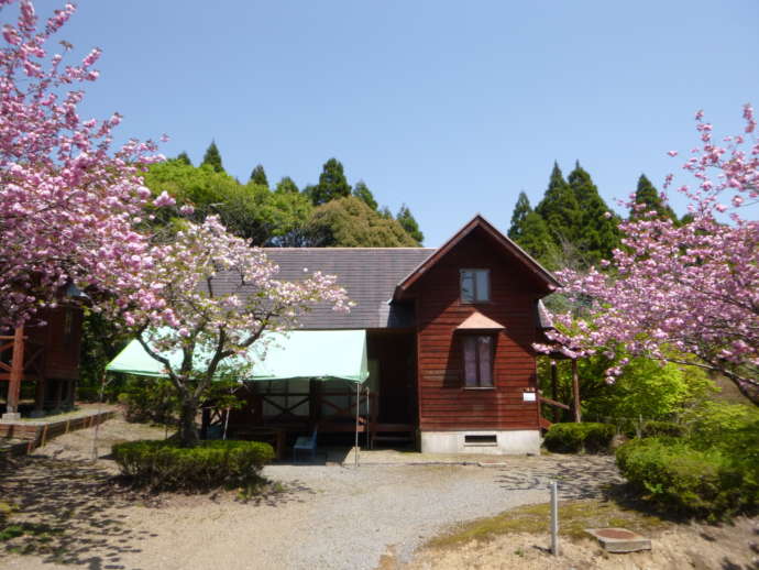 奥霧島皇子原公園キャンプ場のコテージ