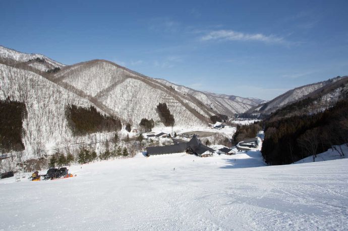 会津高原高畑スキー場のセンターハウス