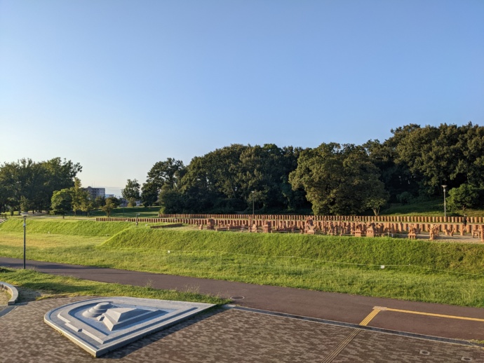 大阪府高槻市にある今城塚古墳公園の風景写真